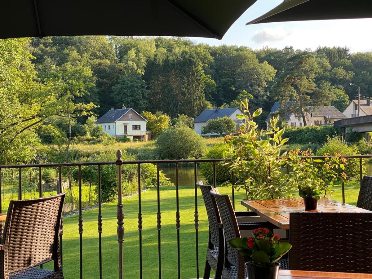 Bed and Breakfast Le Point De Chute Les Hautes-Rivieres Exterior foto