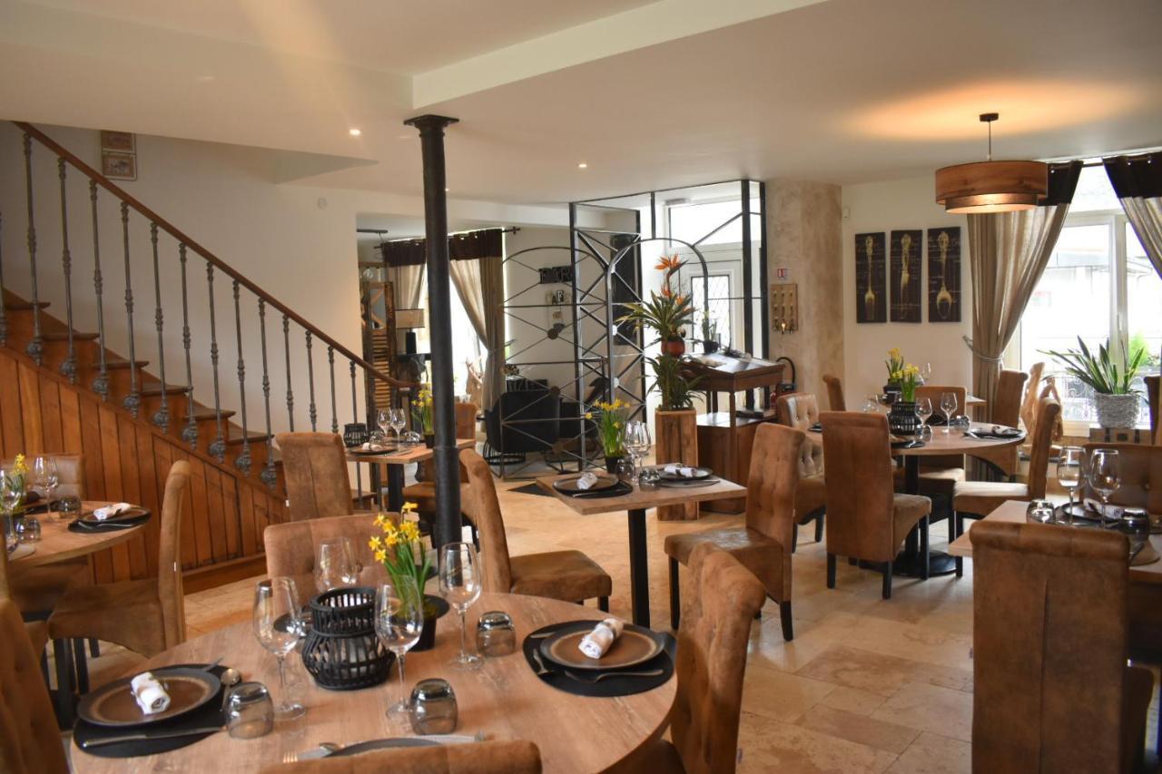 Bed and Breakfast Le Point De Chute Les Hautes-Rivieres Exterior foto
